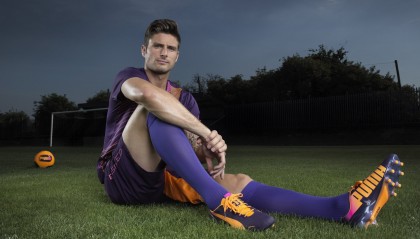 爱游戏官方-_勇士三分雨下不停，战绩连续提升_，勇士三分庆祝动作