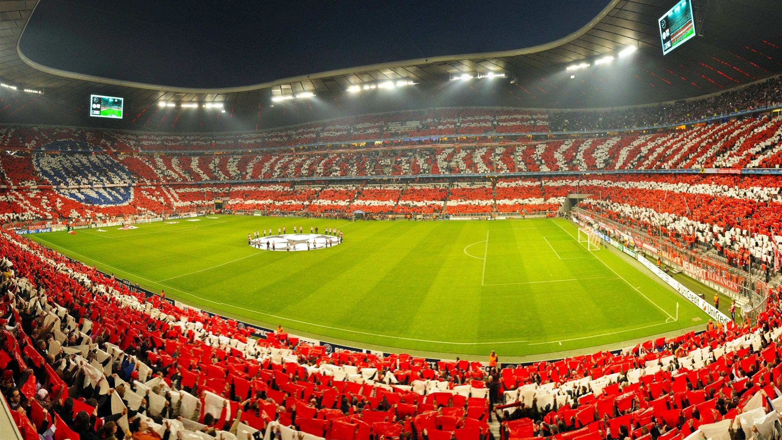 2016年第三轮：库里在关键战中三分绝杀，带领勇士差点翻盘成功，库里2016年西决超远三分是哪一场